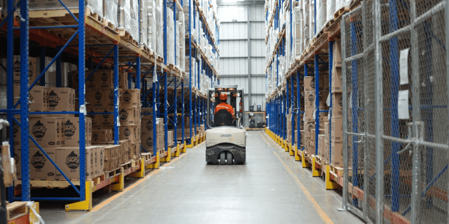 Strategic criteria for selecting a transport partner in international trade